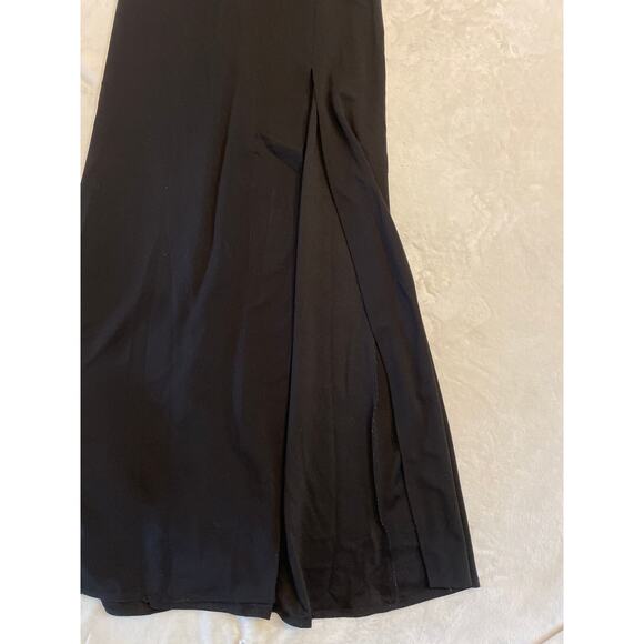 WINDSOR Women's Myra Formal High Slit Dress Size 15/16 Black Off The Shoulder - Picture 8 of 13